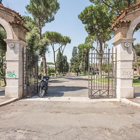 Schatzy Rome