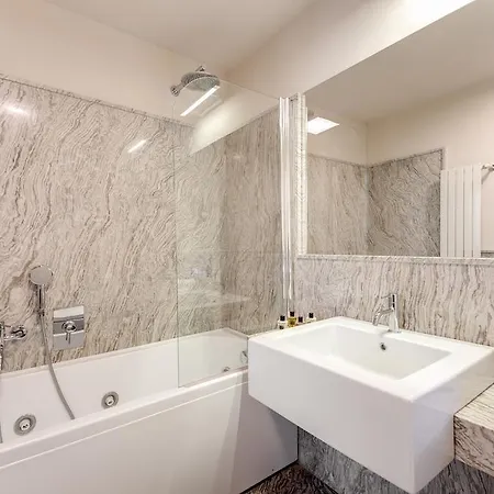 Apartment Schatzy Rome